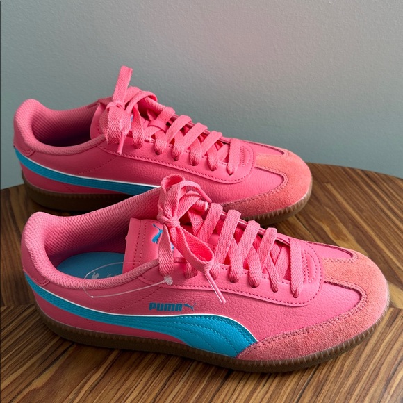 NWT Puma Women’s Sneakers Club II Era Pink/Blue Size US6 - Picture 5 of 10